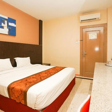 Avi Hotel Σουραμπάγια Εξωτερικό φωτογραφία