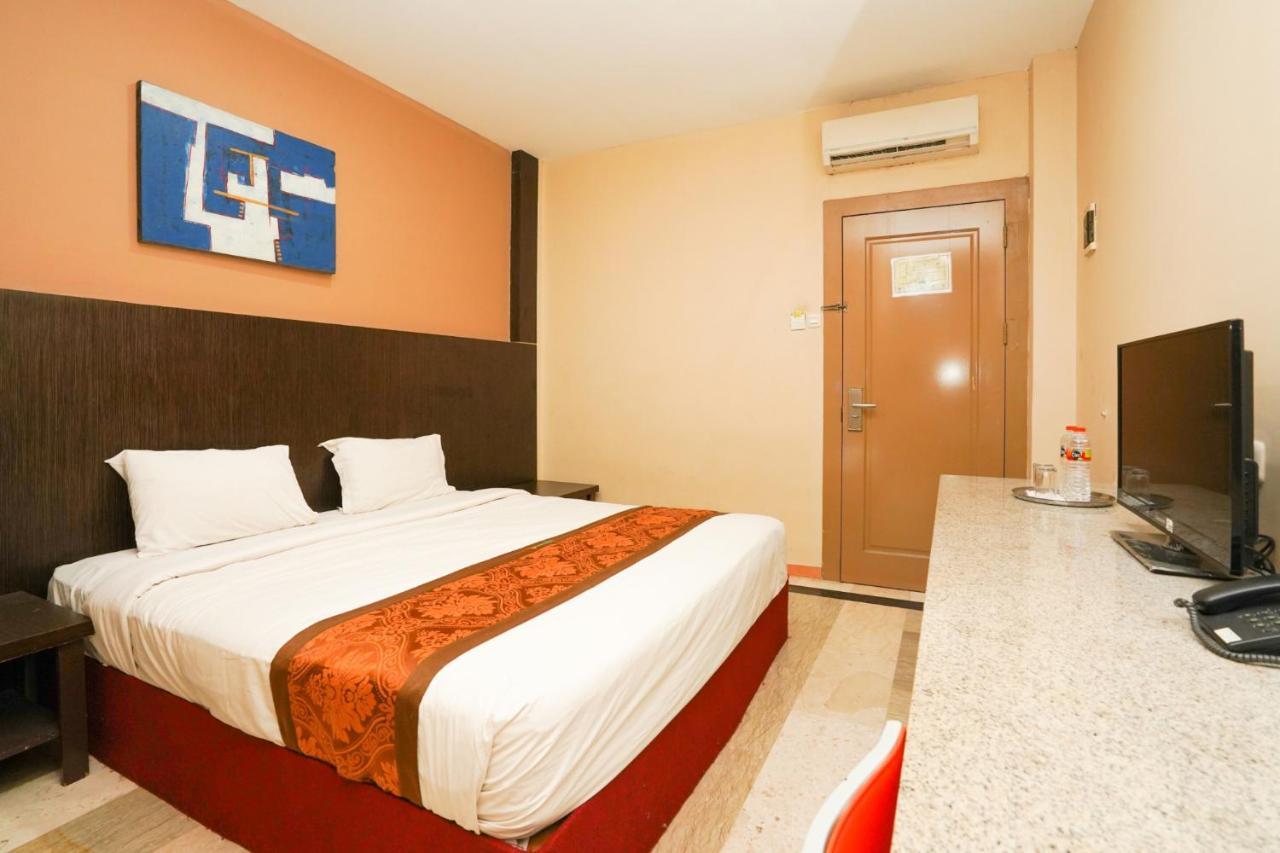 Avi Hotel Σουραμπάγια Εξωτερικό φωτογραφία