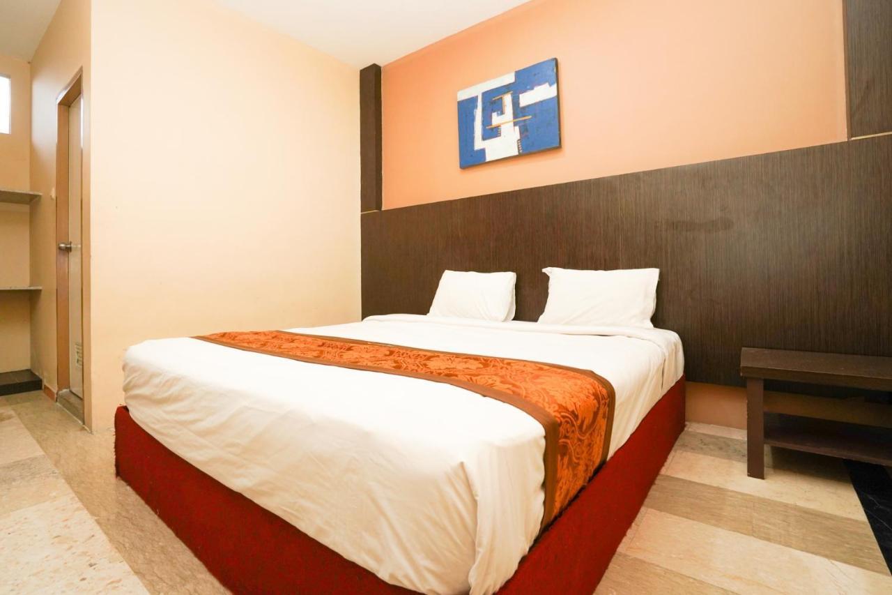 Avi Hotel Σουραμπάγια Εξωτερικό φωτογραφία