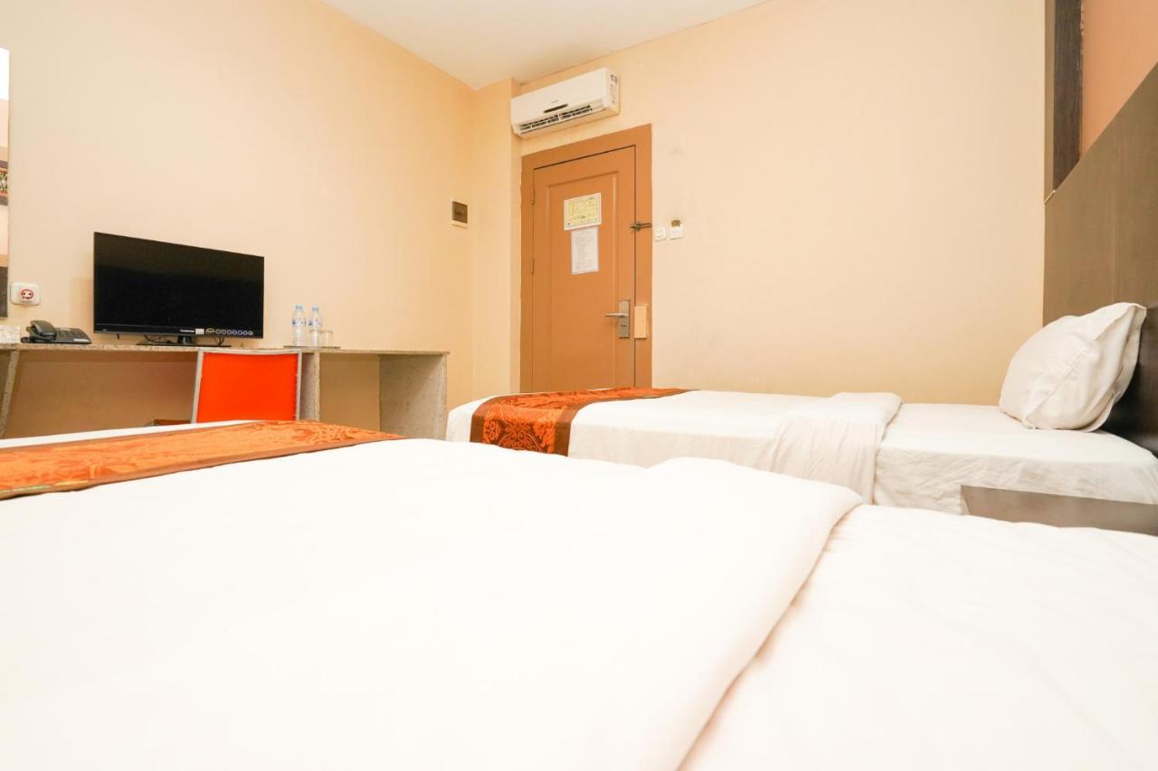 Avi Hotel Σουραμπάγια Εξωτερικό φωτογραφία