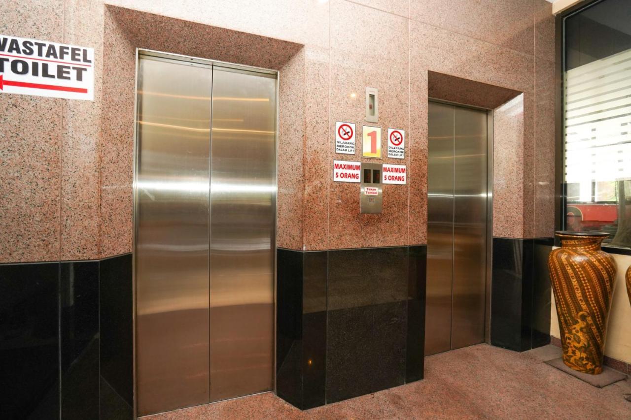 Avi Hotel Σουραμπάγια Εξωτερικό φωτογραφία
