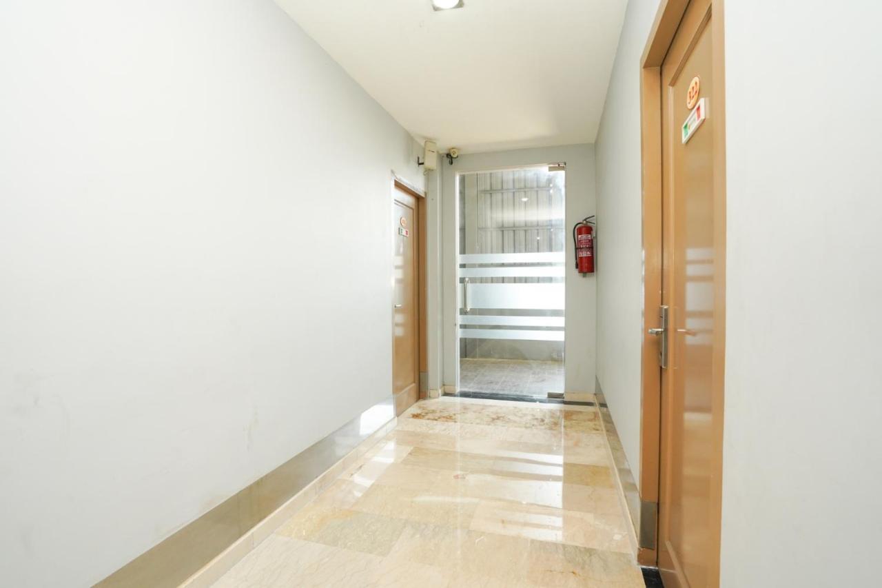 Avi Hotel Σουραμπάγια Εξωτερικό φωτογραφία