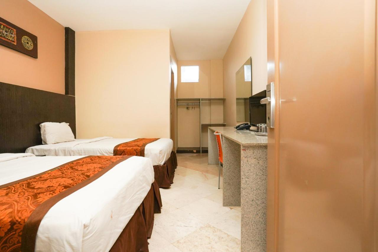 Avi Hotel Σουραμπάγια Εξωτερικό φωτογραφία